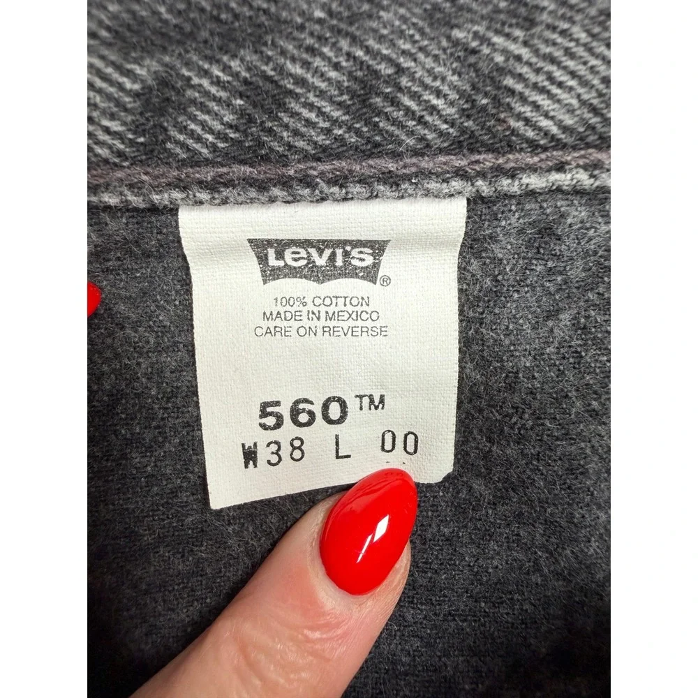 Vtg 90s Levi's 38 Jorts 560 Loose Fit Denim Shorts Relaxed Faded Black Denim